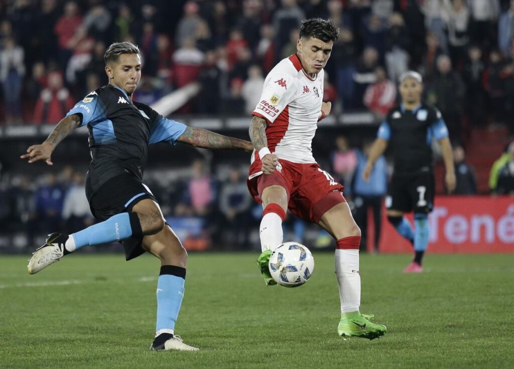 Racing recibe a Huracán en el Cilindro.